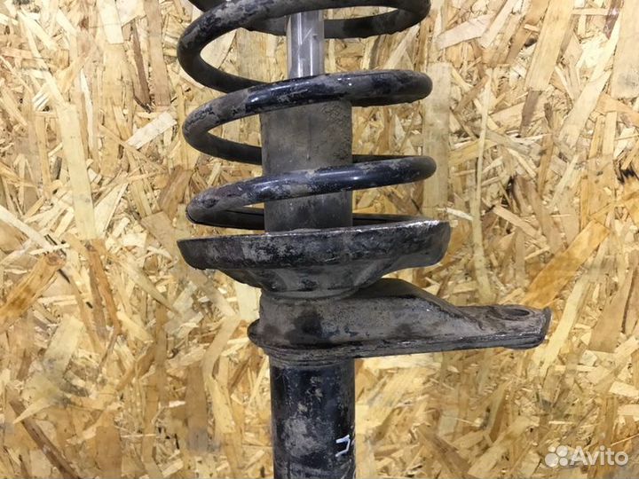 Стойка подвески передняя левая Chevrolet Lanos