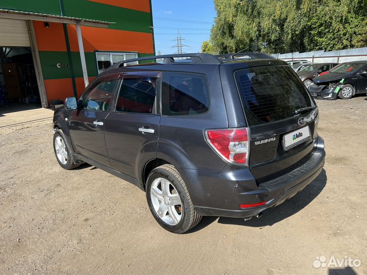 Subaru Forester 2.5 AT, 2009, битый, 380 000 км