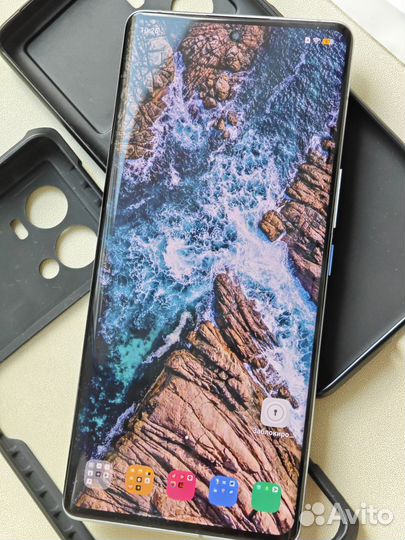 vivo iQOO 9 Pro, 12/256 ГБ