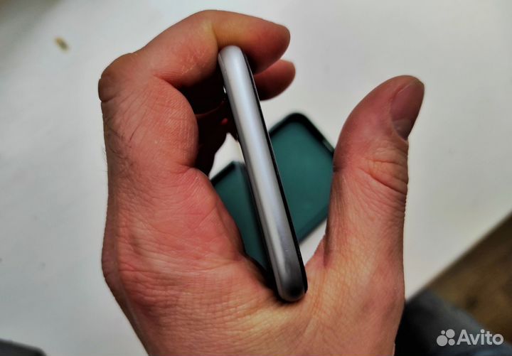 iPhone 6S, 16 ГБ