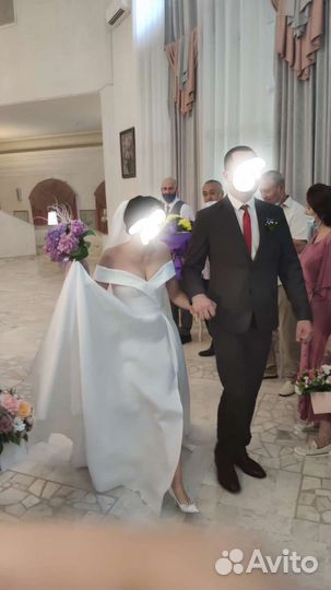 Свадебное платье