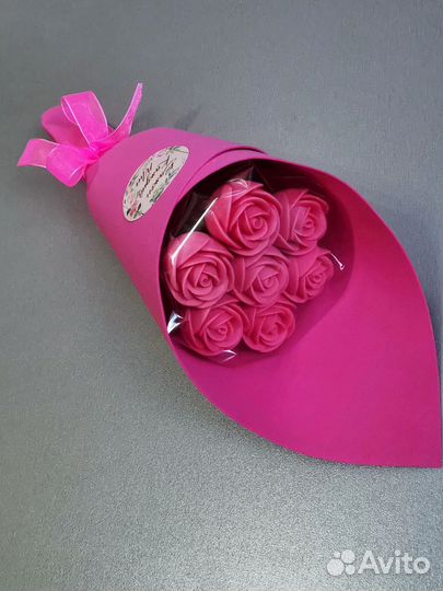 Букет шоколадных роз на 1 сентября