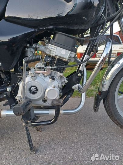 Bajaj boxer 100