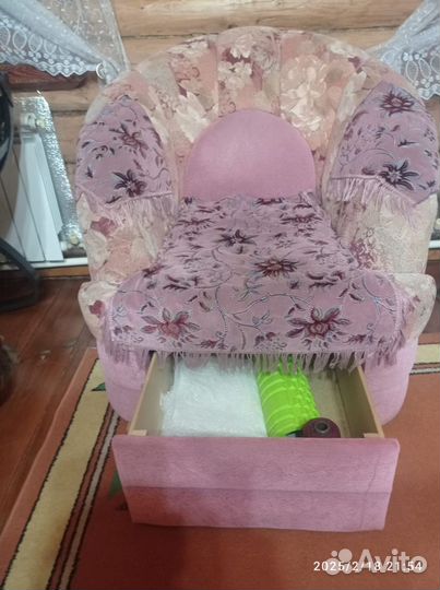 Диван и 2 кресла бу