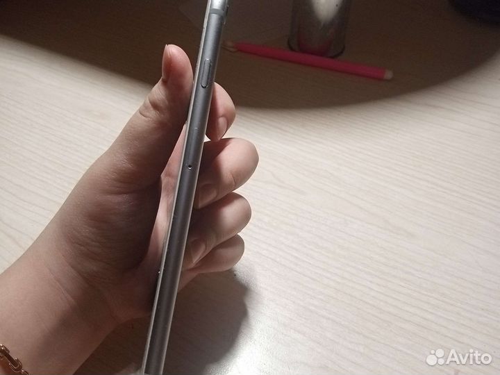 Телефон iPhone 6 s plus