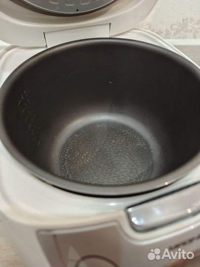 Мультиварка Magnit SMART Cook