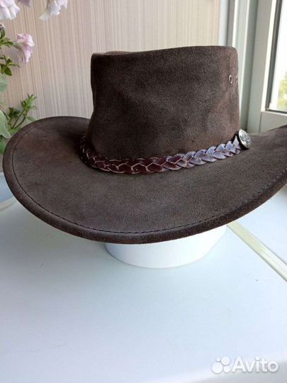 Шляпы ковбойские кожаные в аренду на фотосессию