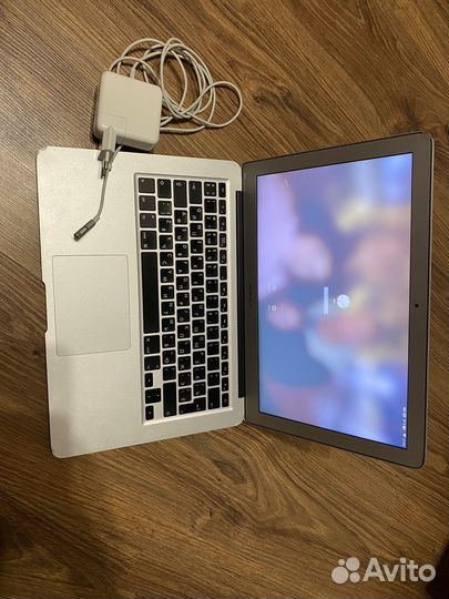 Apple MacBook Air 13 2010