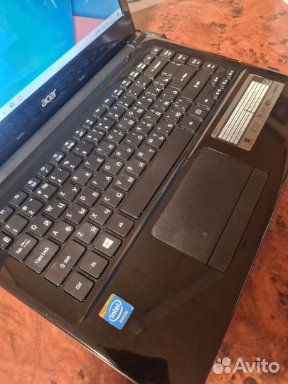 Acer aspire E1-410