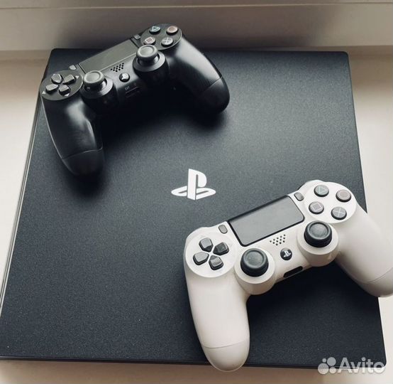 Sony playstation 4 PS4 pro 1tb с играми