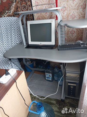 Компьютерный стол 120x60 см, высота 125 см