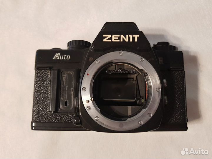 Фотоаппарат Зенит Автомат + объектив Helios 44k-4