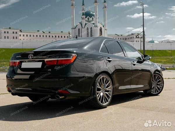 Литые диски R20 на Toyota Camry