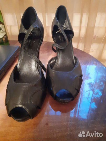 Босоножки женские 38 размер натуральная кожа