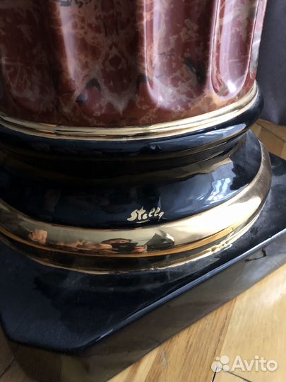 Колонна и ваза (кашпо) интерьерная Италия