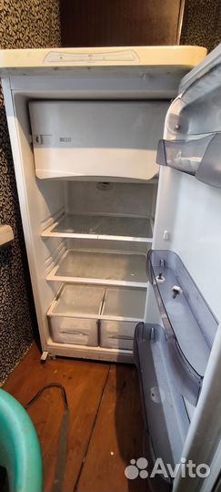 Холодильник Бирюса