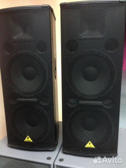 Behringer Eurolive b2520pro