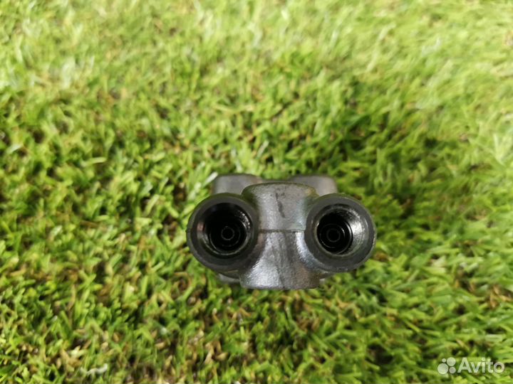 Тормозной распределитель Subaru Forester SG SG5