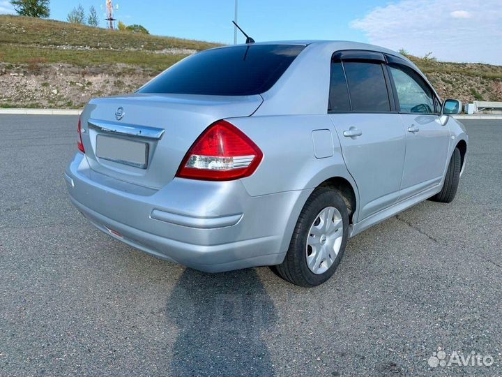 Nissan Tiida 1.6 AT, 2012, 111 000 км