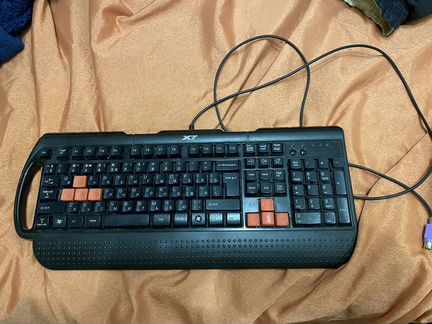 Игровая клавиатура A4tech X7/обмен на мышку