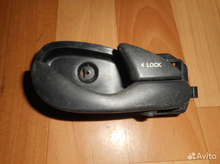 Ручка двери внутренняя правая Ford Focus I USA (19