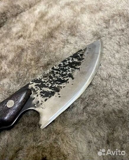 Нож охотничий шкуросьем