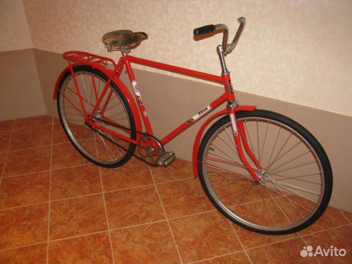 Урал СССР. Красный цвет. Состояние отличное