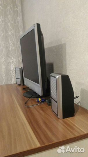 Монитор Benq c колонками