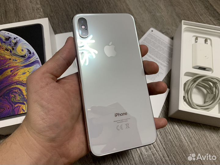iPhone Xs Max, 64 ГБ
