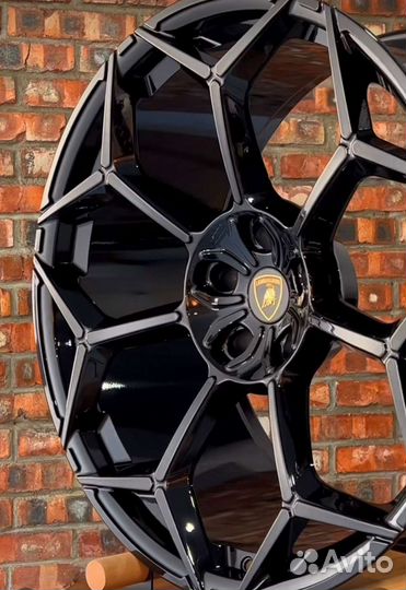 Кованые диски Gard R22 5x130 Lamborghini Urus