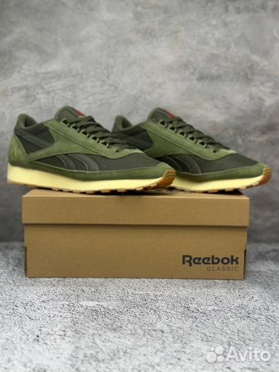 Кроссовки Reebok classic