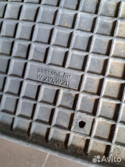 Коврик салона задний Mercedes W211