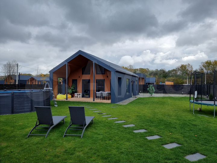 Дом 100 м² на участке 5 сот.