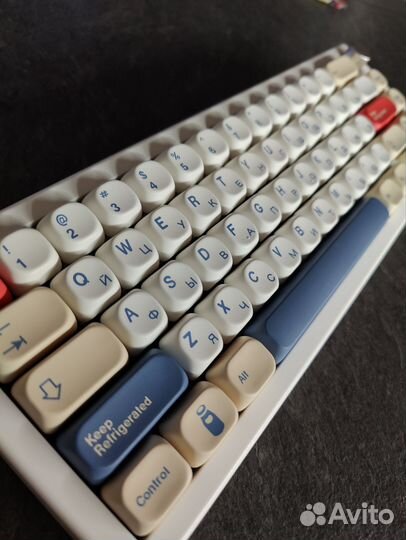 Игровая клавиатура GMK67