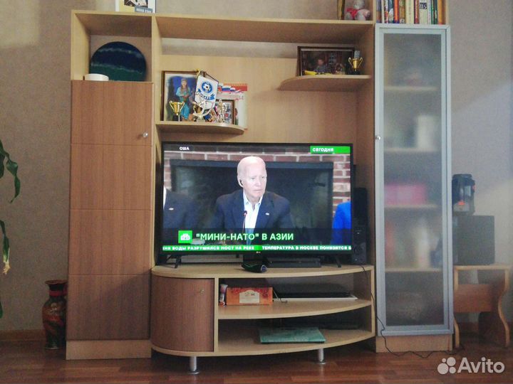 Стенка под тв