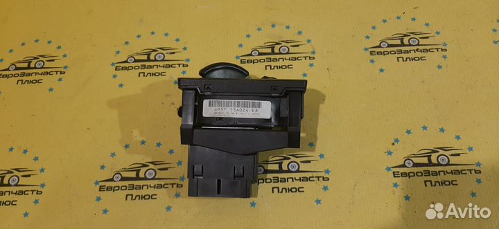 Блок управления светом Ford Focus 2