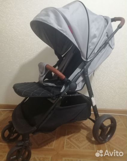 Детская коляска. Прогулочная