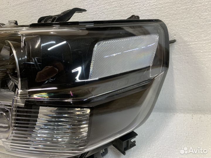 Фара левая Toyota Land Cruiser 200 excalibur