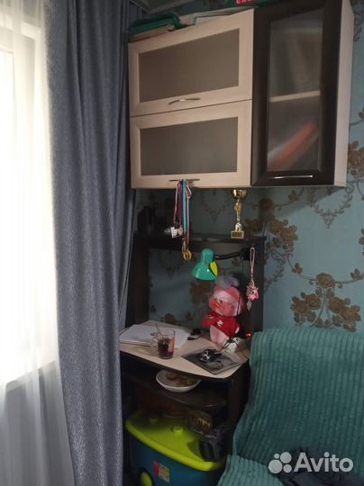 Компьютерный стол,шкаф навесной, комплект