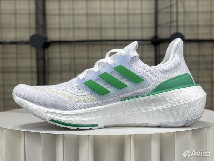 Кроссовки adidas ultraboost 23