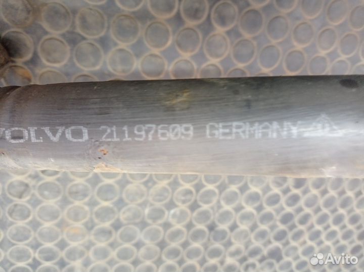 21197609 Стойка заднего стабилизатора Volvo FH