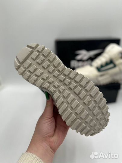 Кроссовки зимние reebok