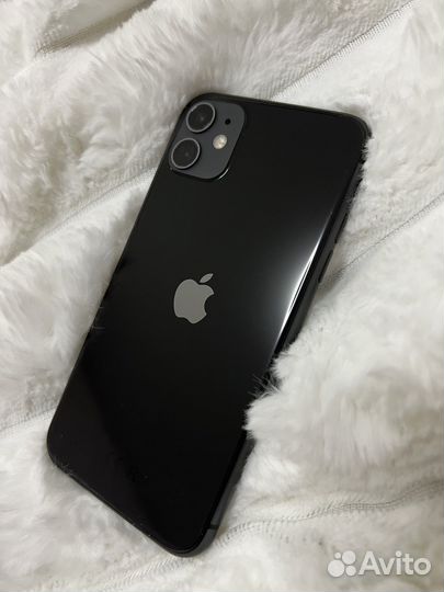 iPhone 11, 64 ГБ