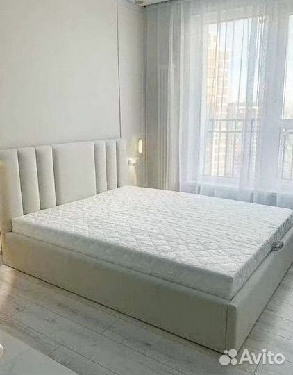 Кровать двуспальная