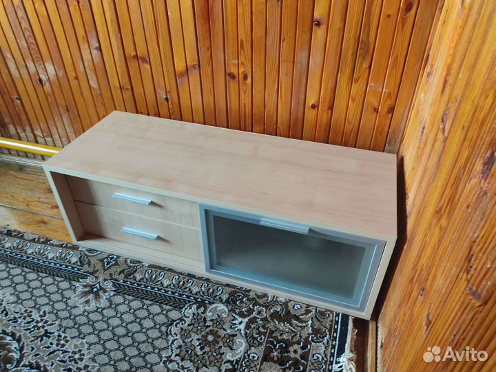 Тумба под телевизор