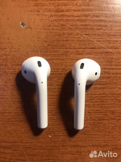 Беспроводные наушники apple airpods