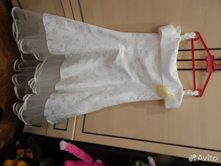 Нарядное платье