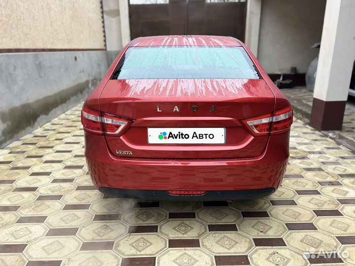 LADA Vesta 1.8 AMT, 2018, 290 000 км