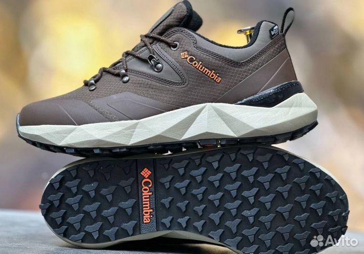 Кроссовки Columbia надежные