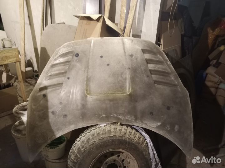 Капот Toyota Celica